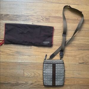 COACH VINTAGE SLIM SWING PACK CROSSBODY